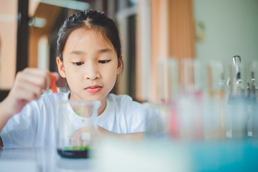 P3P4 Amazing World of Science: Chemistry in Action